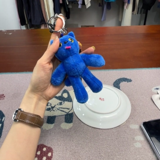 瓷片99。。。。。。。。。。。。。。