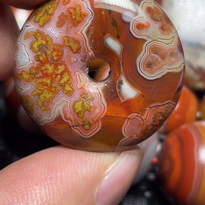 路***人玛瑙/玉髓未镶嵌玛瑙