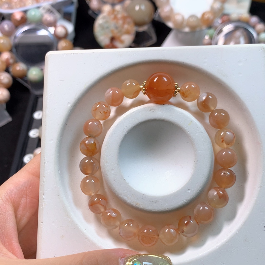 玛瑙/玉髓项圈未镶嵌橘红大花瓣