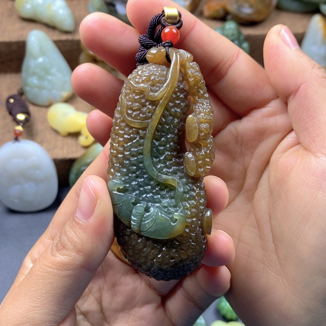 未镶嵌和田玉把件