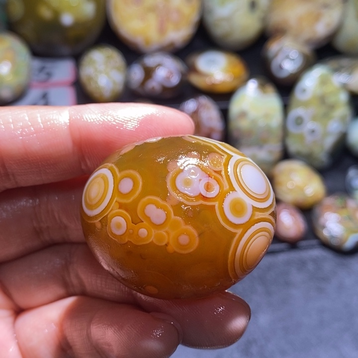 玛瑙/玉髓未镶嵌珠宝半成品148