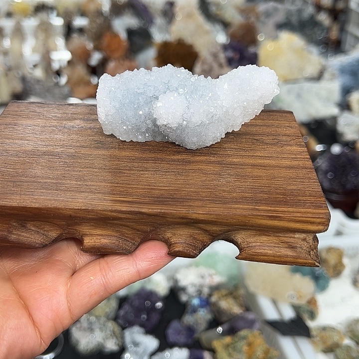 珠宝半成品水晶未镶嵌