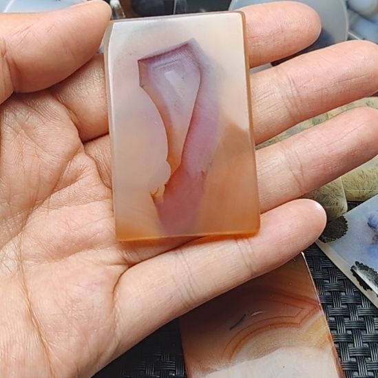 木***每玛瑙/玉髓未镶嵌颈饰