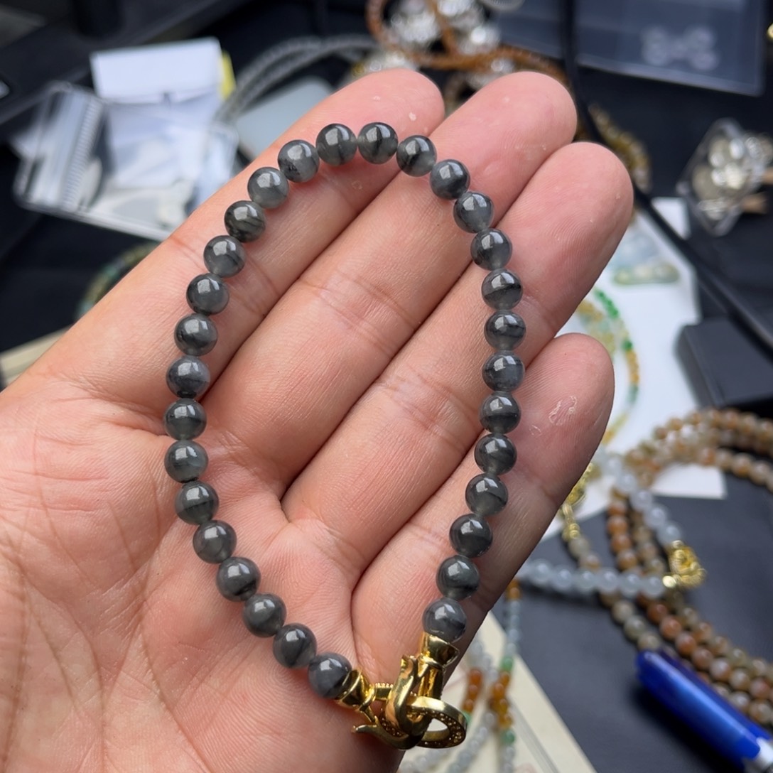 定制翡翠未镶嵌翡翠手串乌鸡