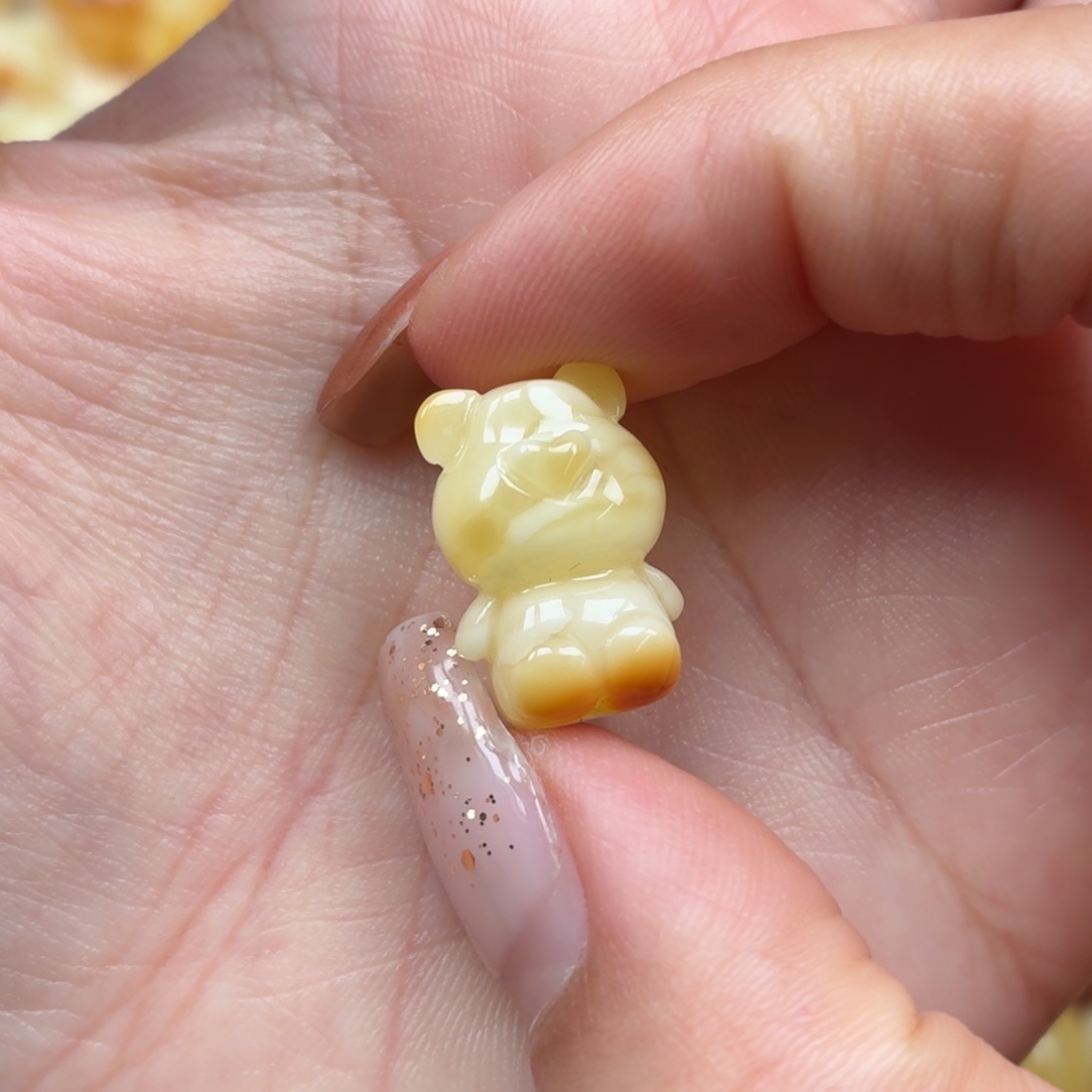 琥珀未镶嵌裸石蜜蜡