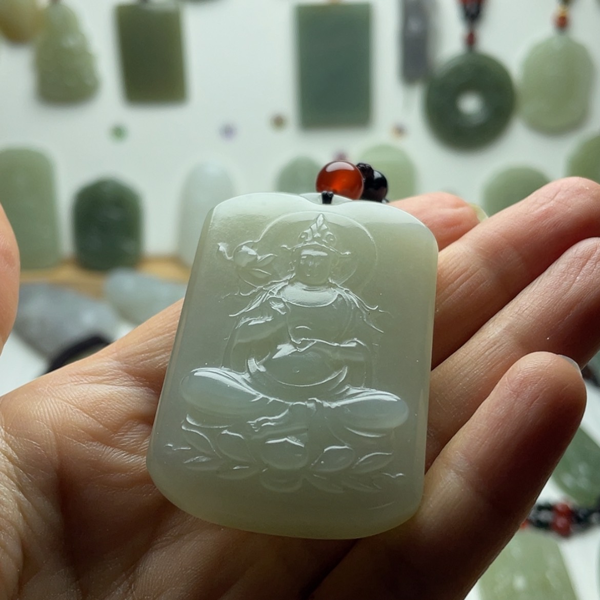 【闪购商品】坐莲观音吊坠