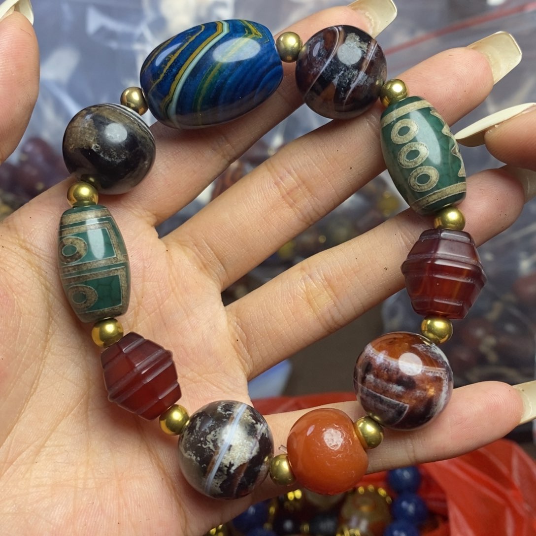 玛瑙/玉髓颈饰未镶嵌