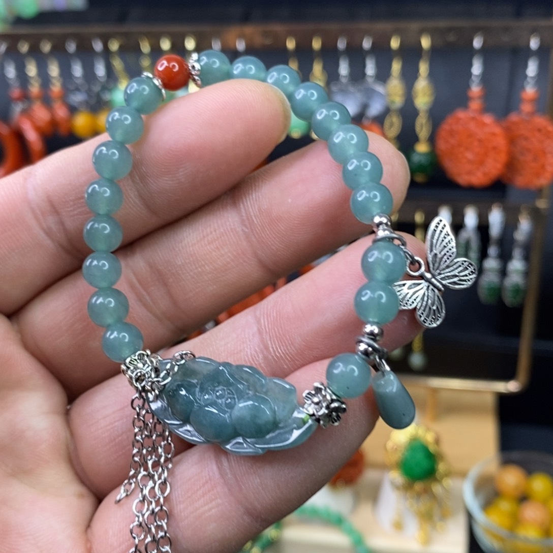 颈饰未镶嵌翡翠手链