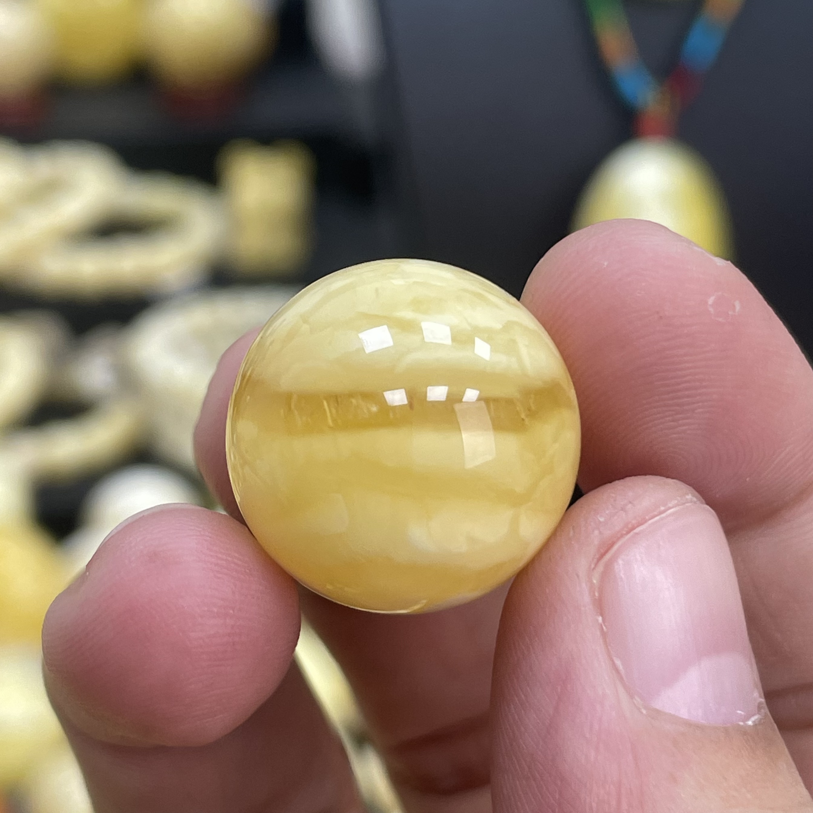 魔梵珠宝｜19.6mm俄料天然蜜蜡 浓蜡瑕疵妖花福利