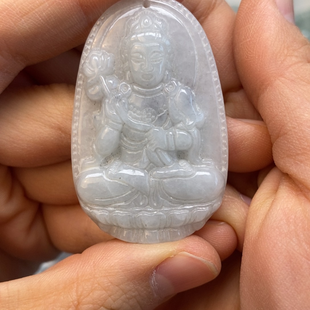 翡翠颈饰未镶嵌大势至菩萨