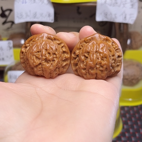 文玩核桃吊坠官帽