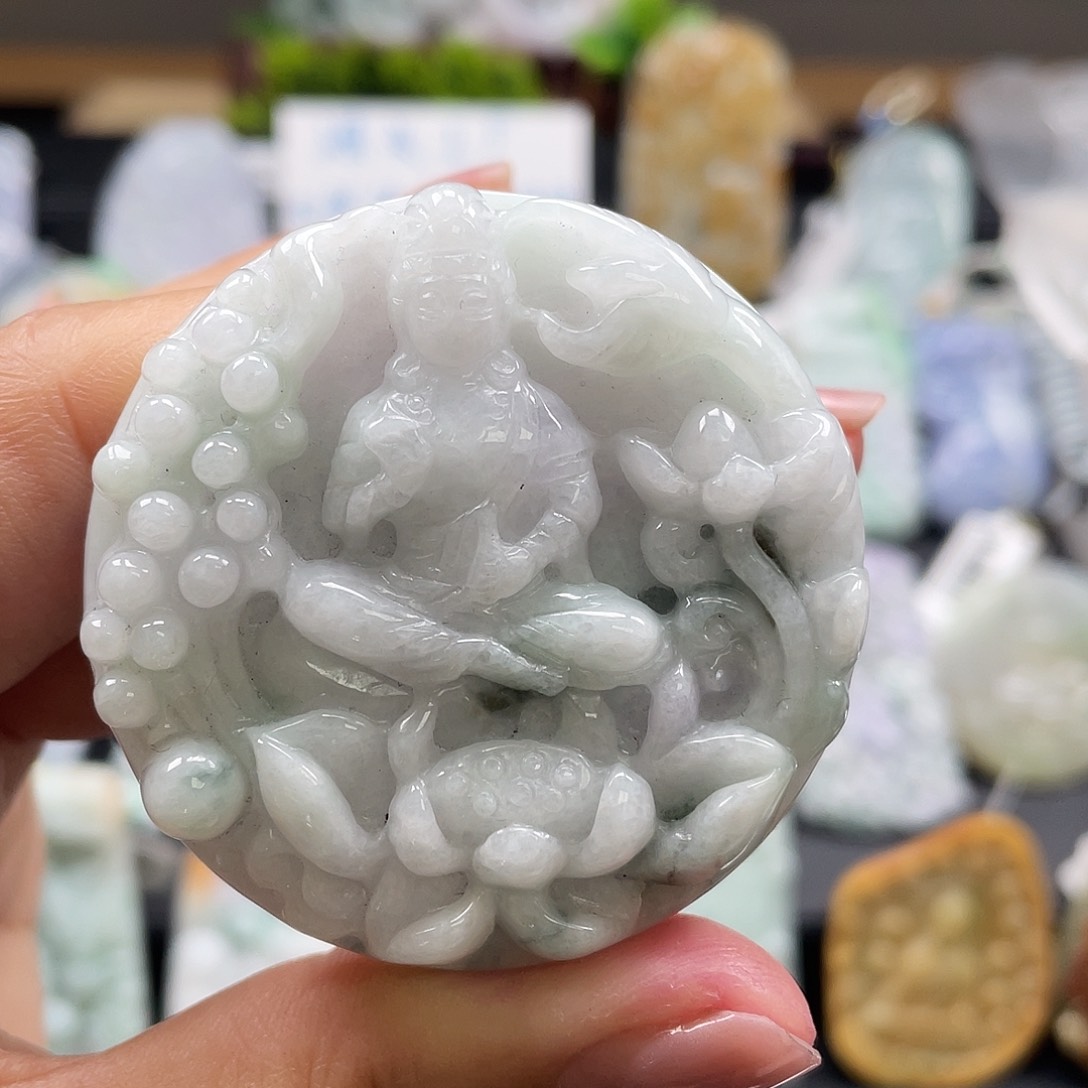 翡翠吊坠(不含链)未镶嵌