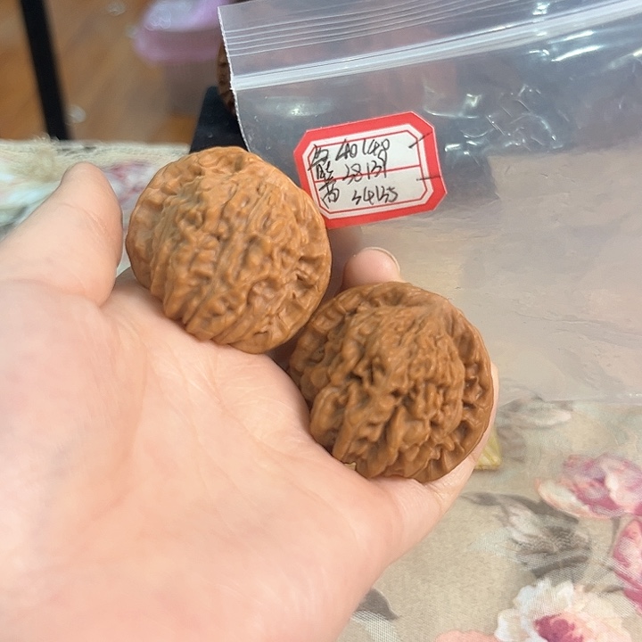 文玩核桃把件老楼