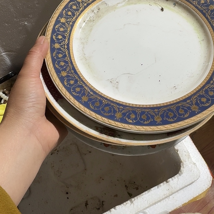 平***）扇子canaxndajadbadbabda