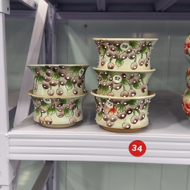 红陶口径11-12左右，100米5个