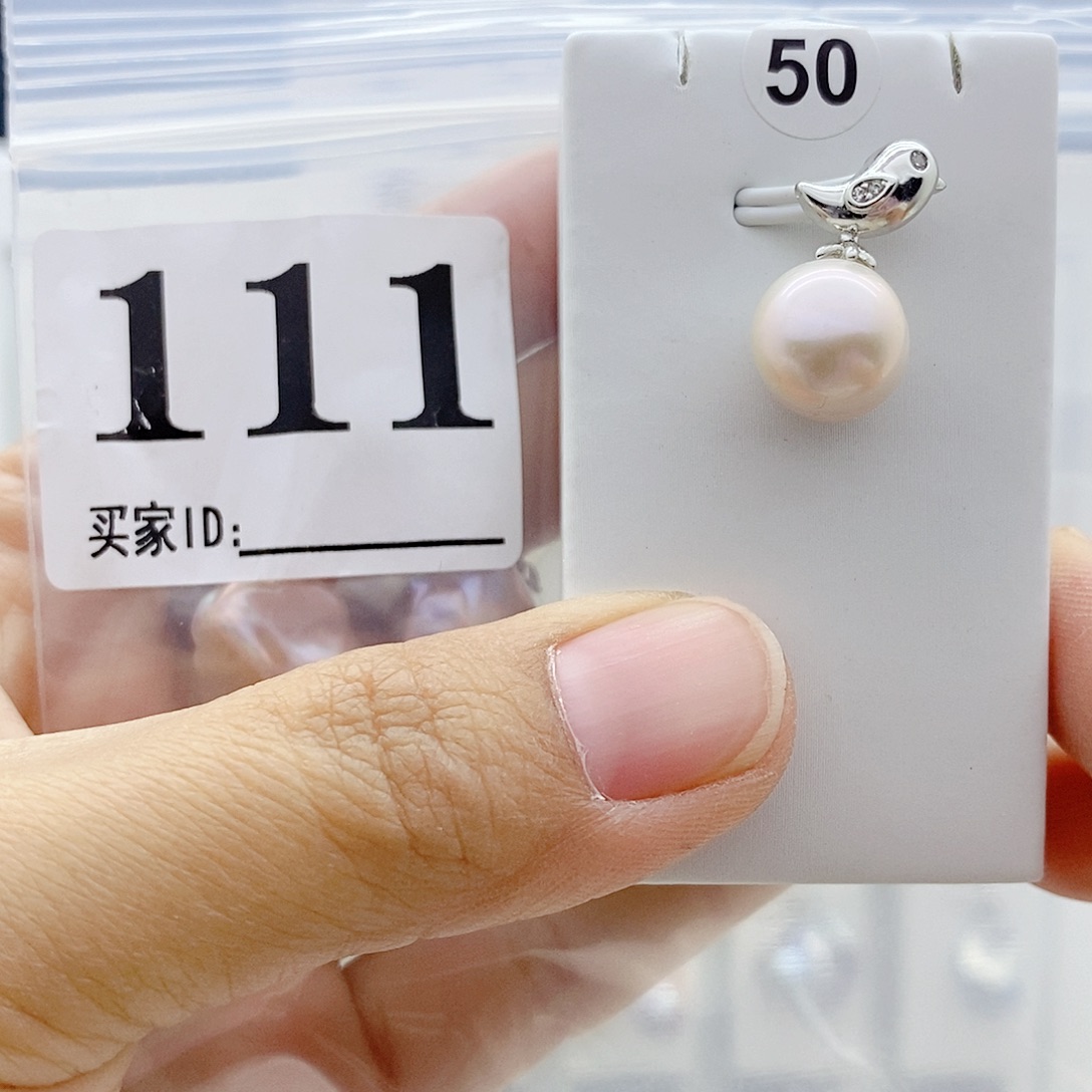 颈饰钛钢淡水珍珠