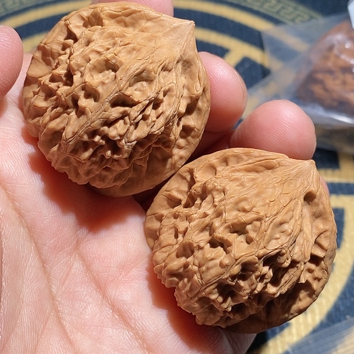 【闪购商品】文玩核桃吊坠水泉沟