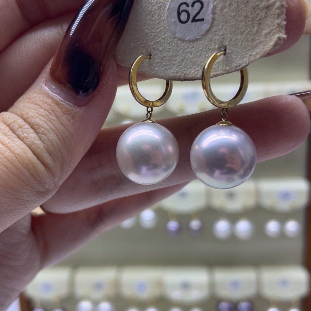 淡水珍珠耳饰18K金镶嵌