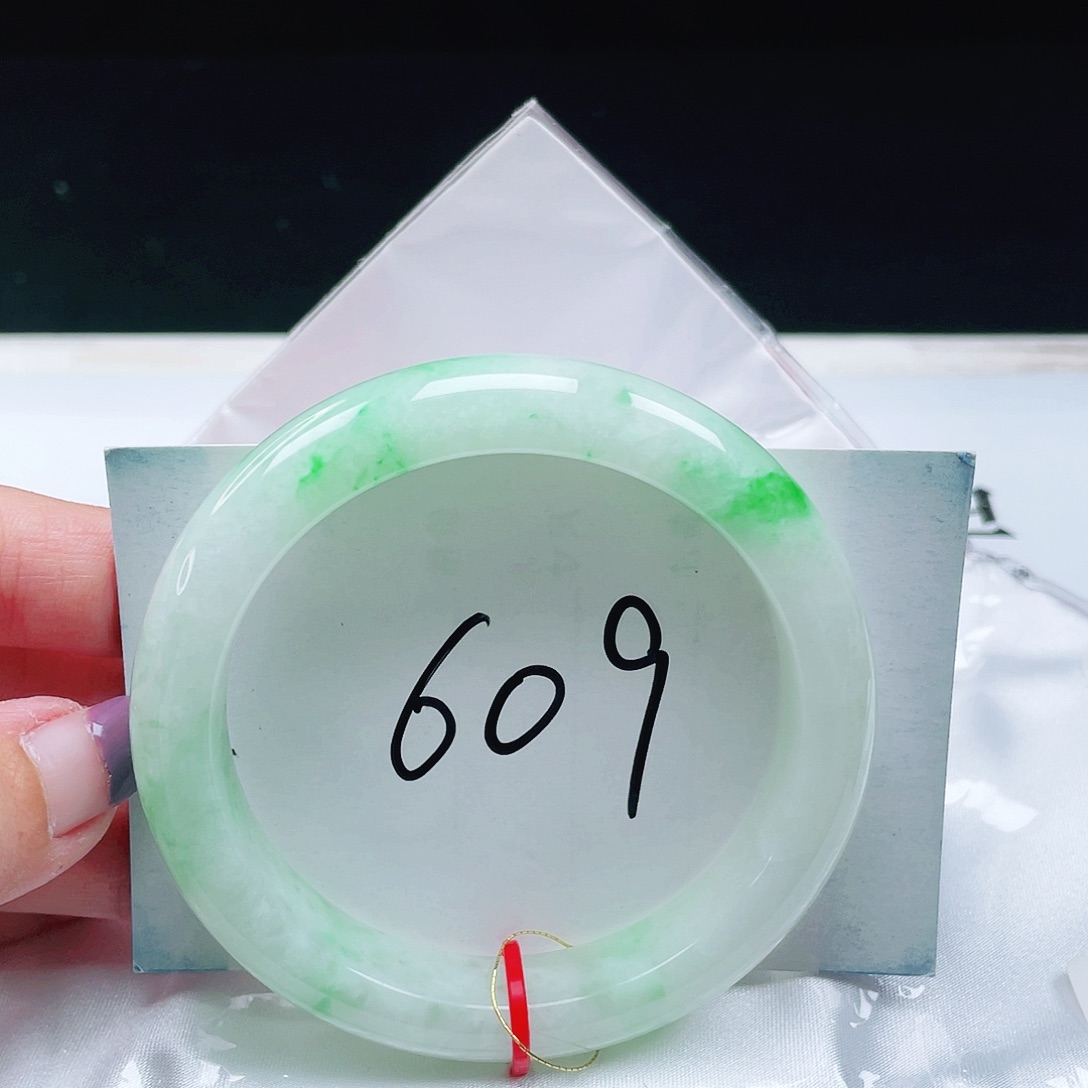 翡翠未镶嵌手镯缅甸翡翠58+