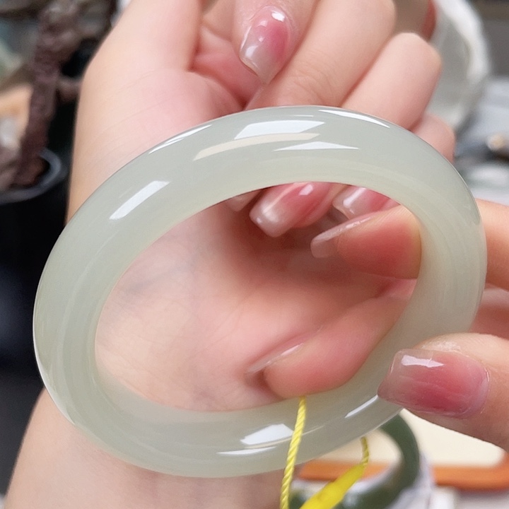 和田玉手镯5556未镶嵌