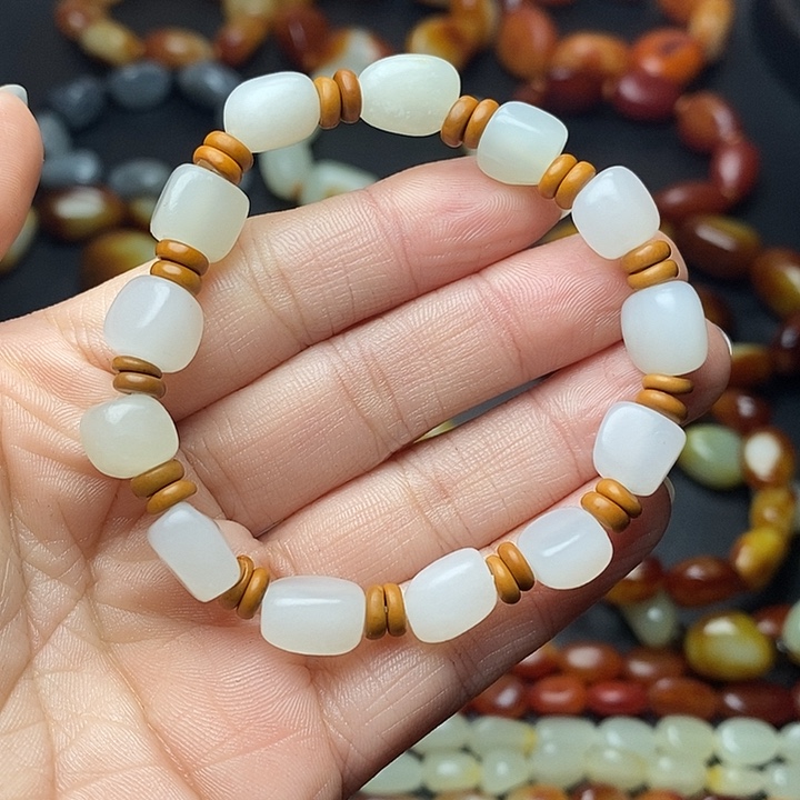 和田玉未镶嵌手链