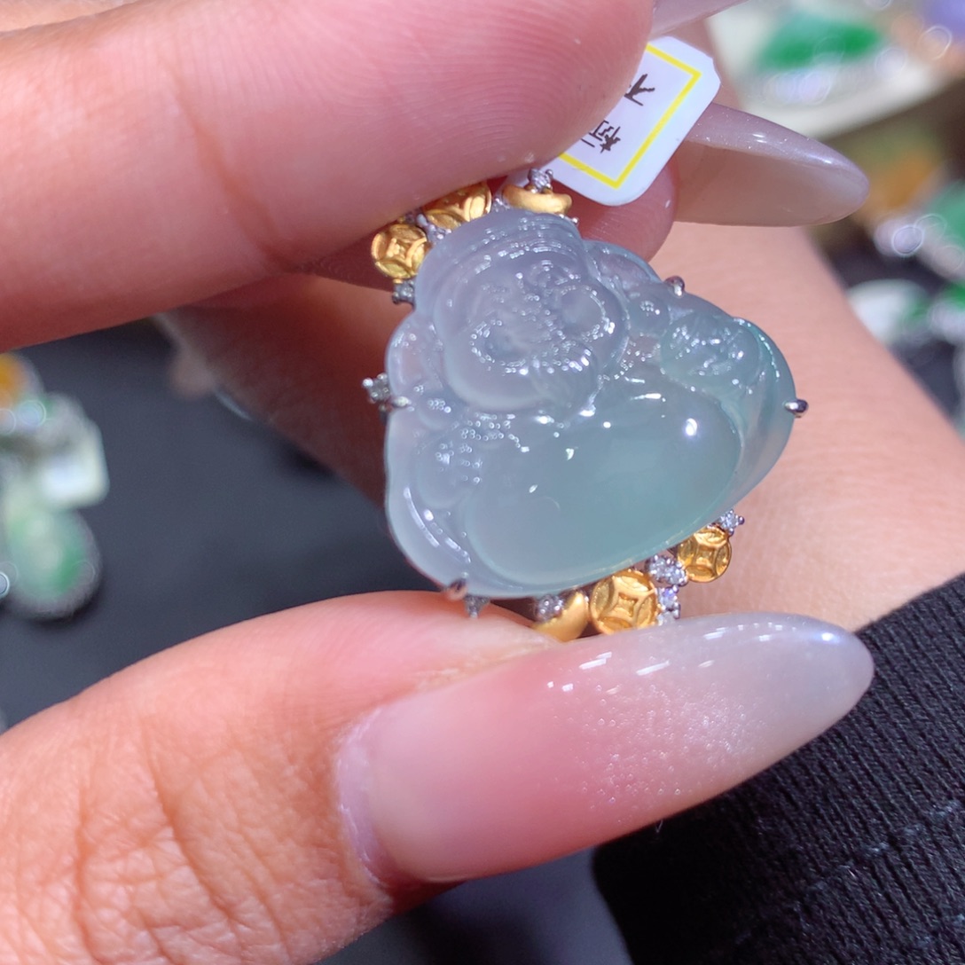 翡翠吊坠(赠链)18K金镶嵌