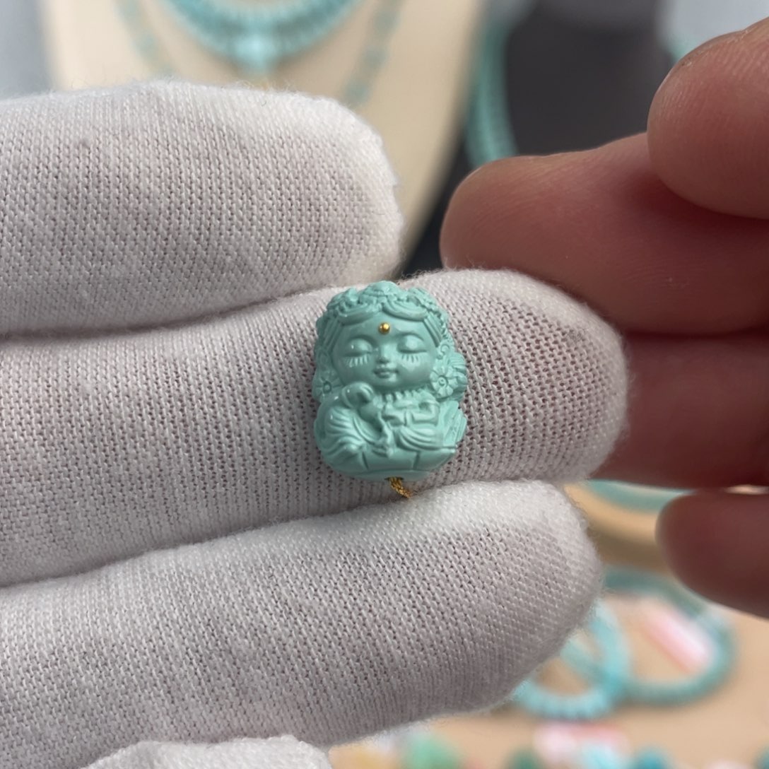 绿松石颈饰未镶嵌度母