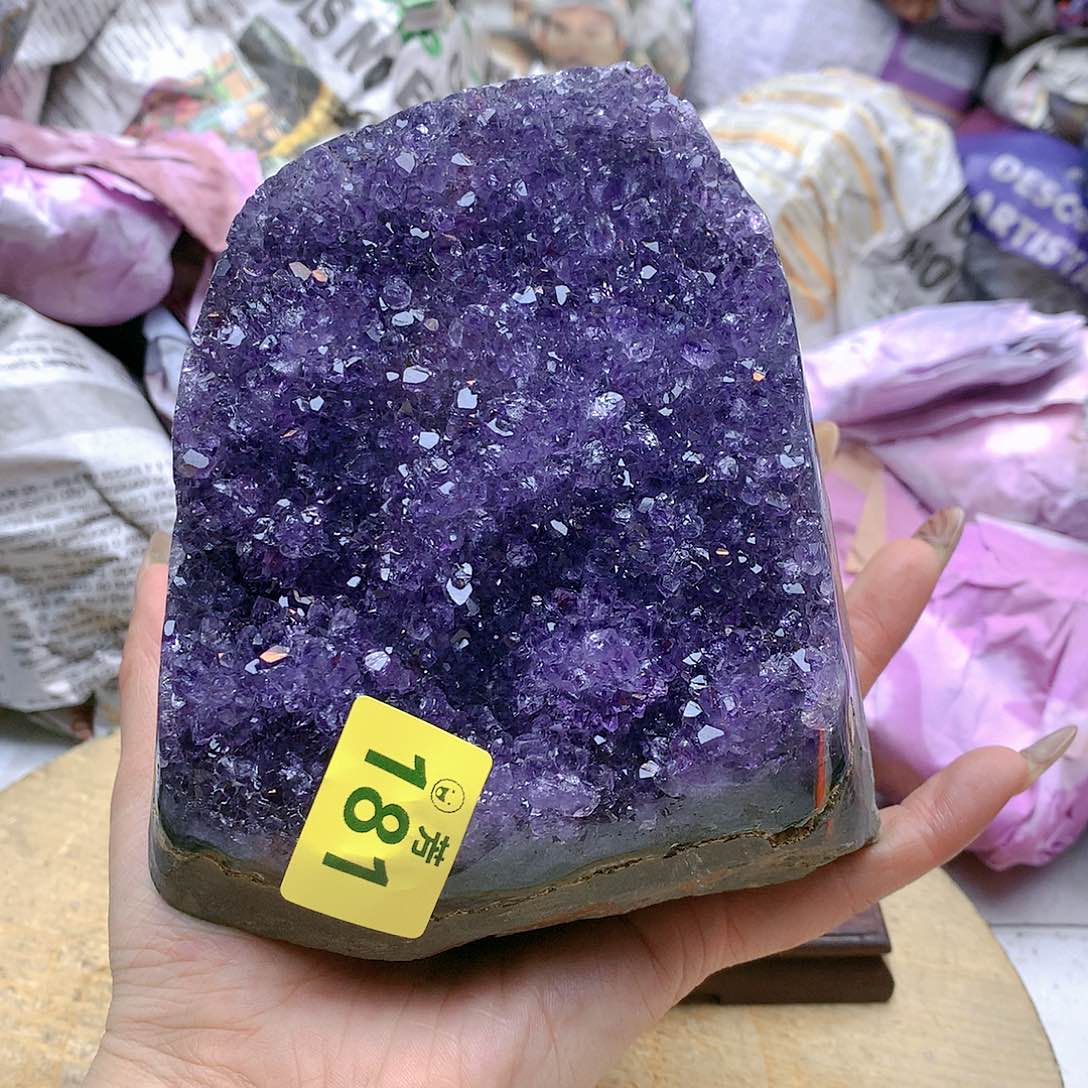 紫晶大型摆件（非配饰）未镶嵌
