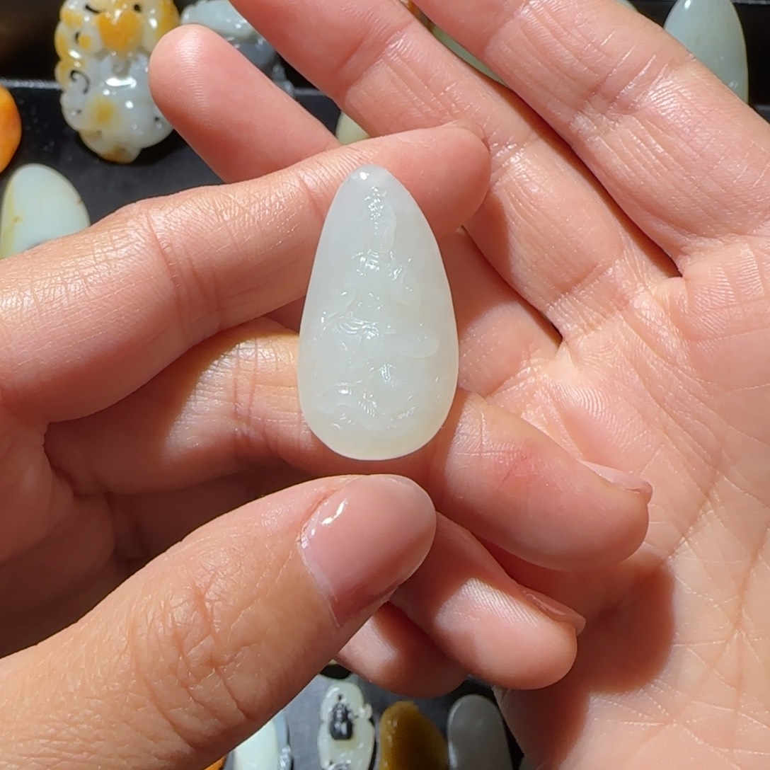 和田玉颈饰未镶嵌珍**有