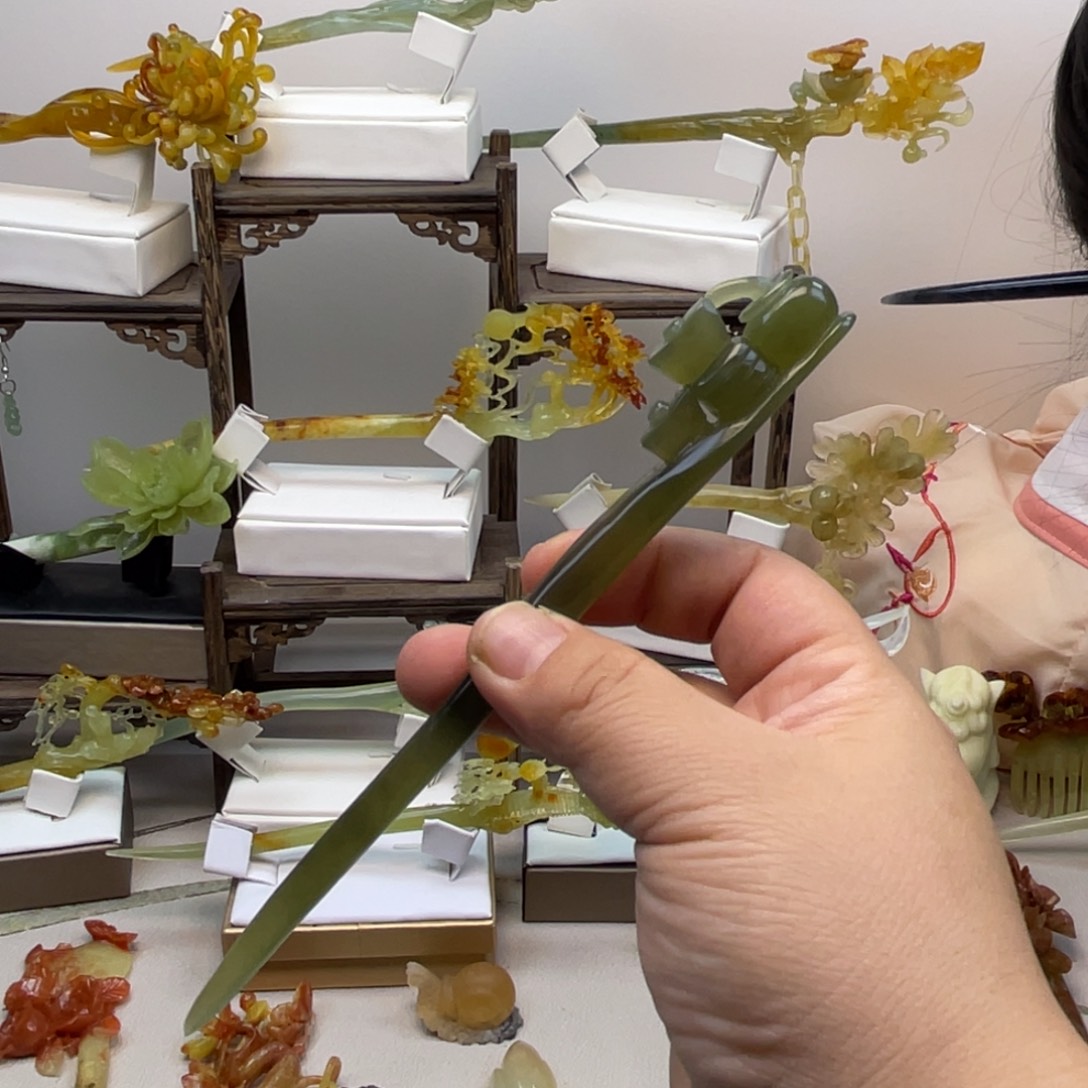 蛇纹石玉合金发饰