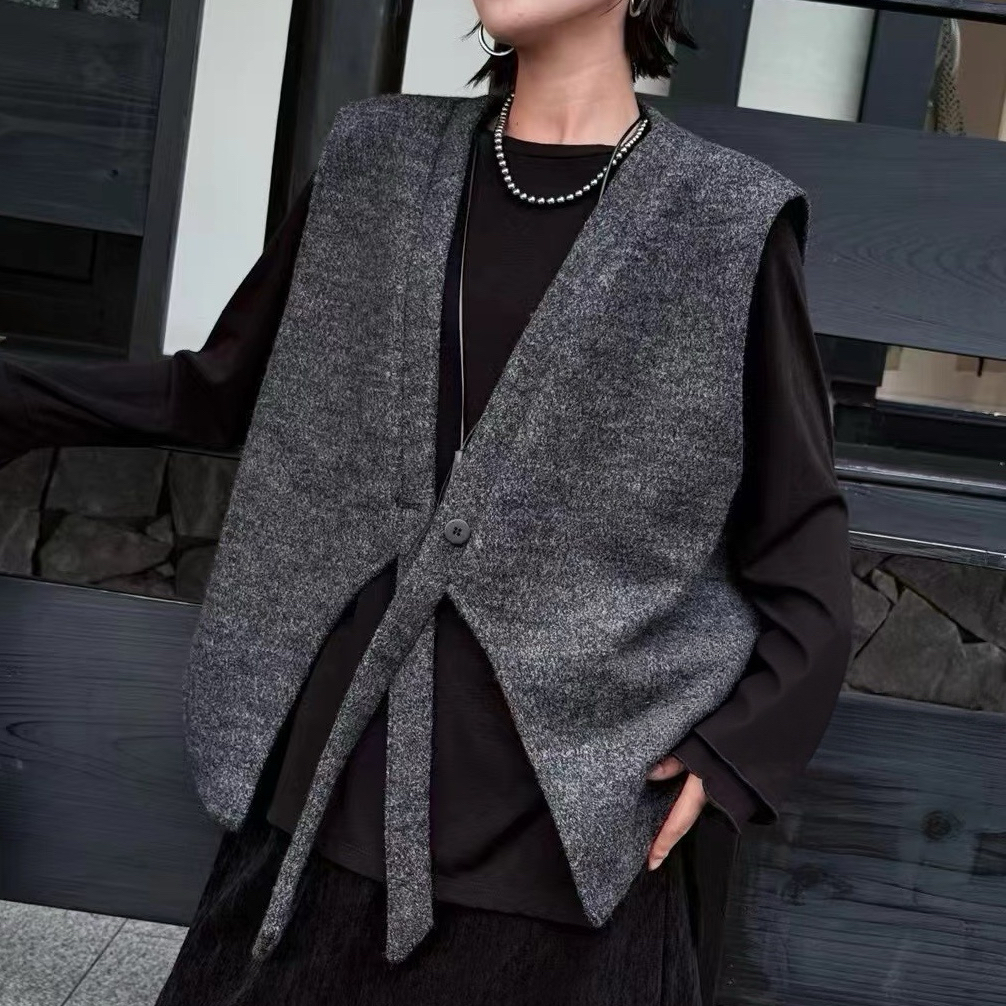 【希辰】简潮V领飘带不规则设计感羊毛呢马甲 2020                