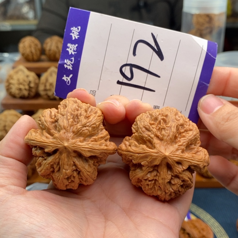 【闪购商品】文玩核桃吊坠45粗筋