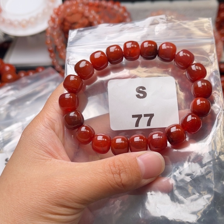 南红玛瑙未镶嵌多样性发货默认微瑕称重11mm