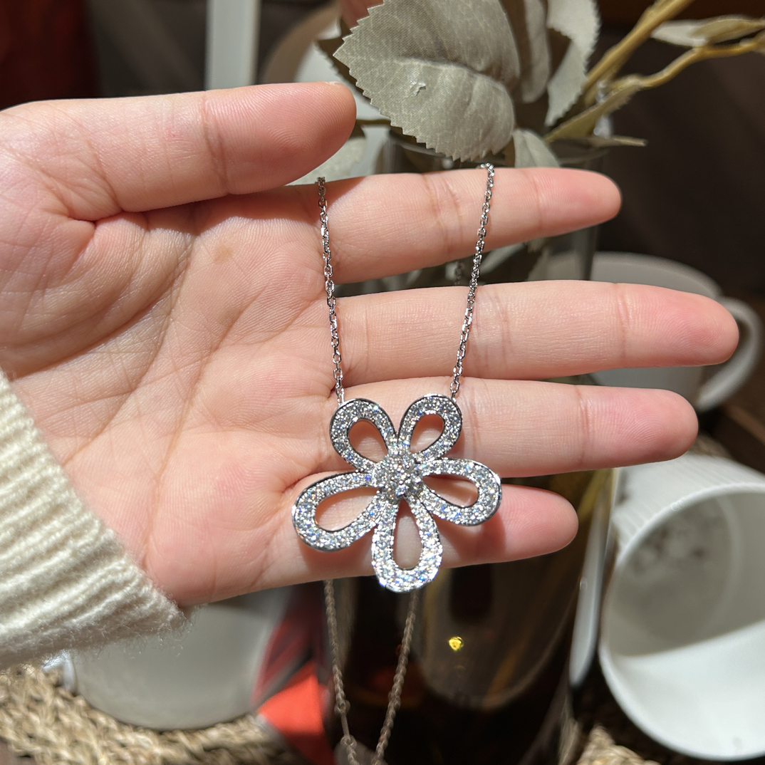 坠链均925银莫桑石 太阳花满钻款加厚镀真白金纯手工6A莫桑钻轻奢