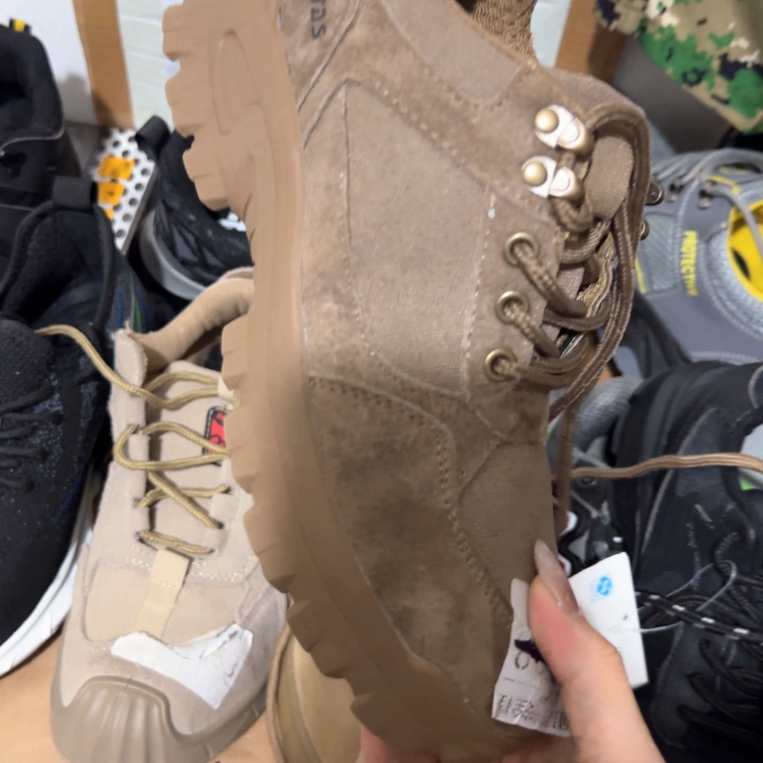 43码112棕。防烫绝缘高货