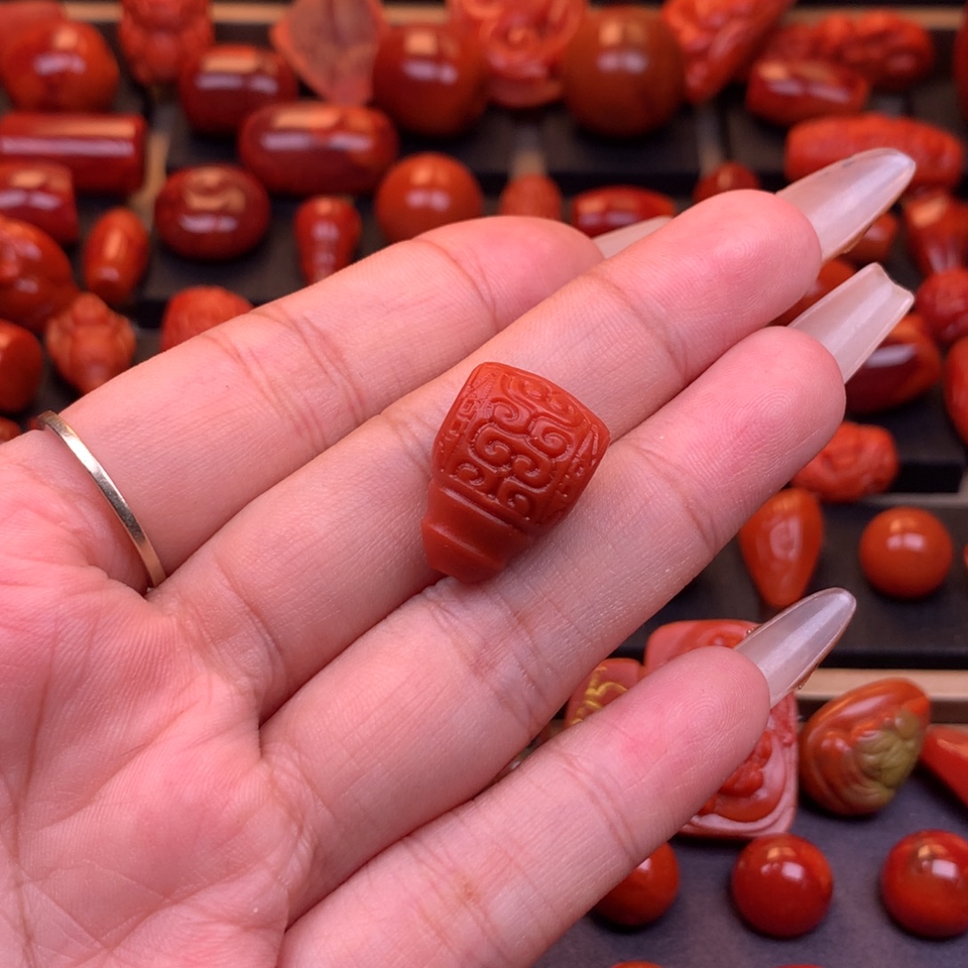 南红玛瑙未镶嵌保山回纹三通14.1mm