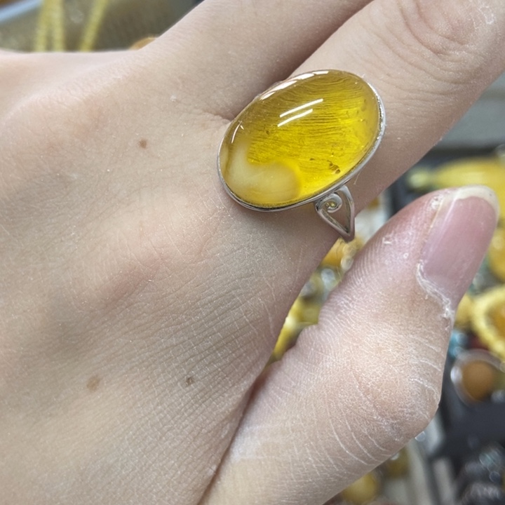 银S925镶嵌蜜蜡裸石戒指