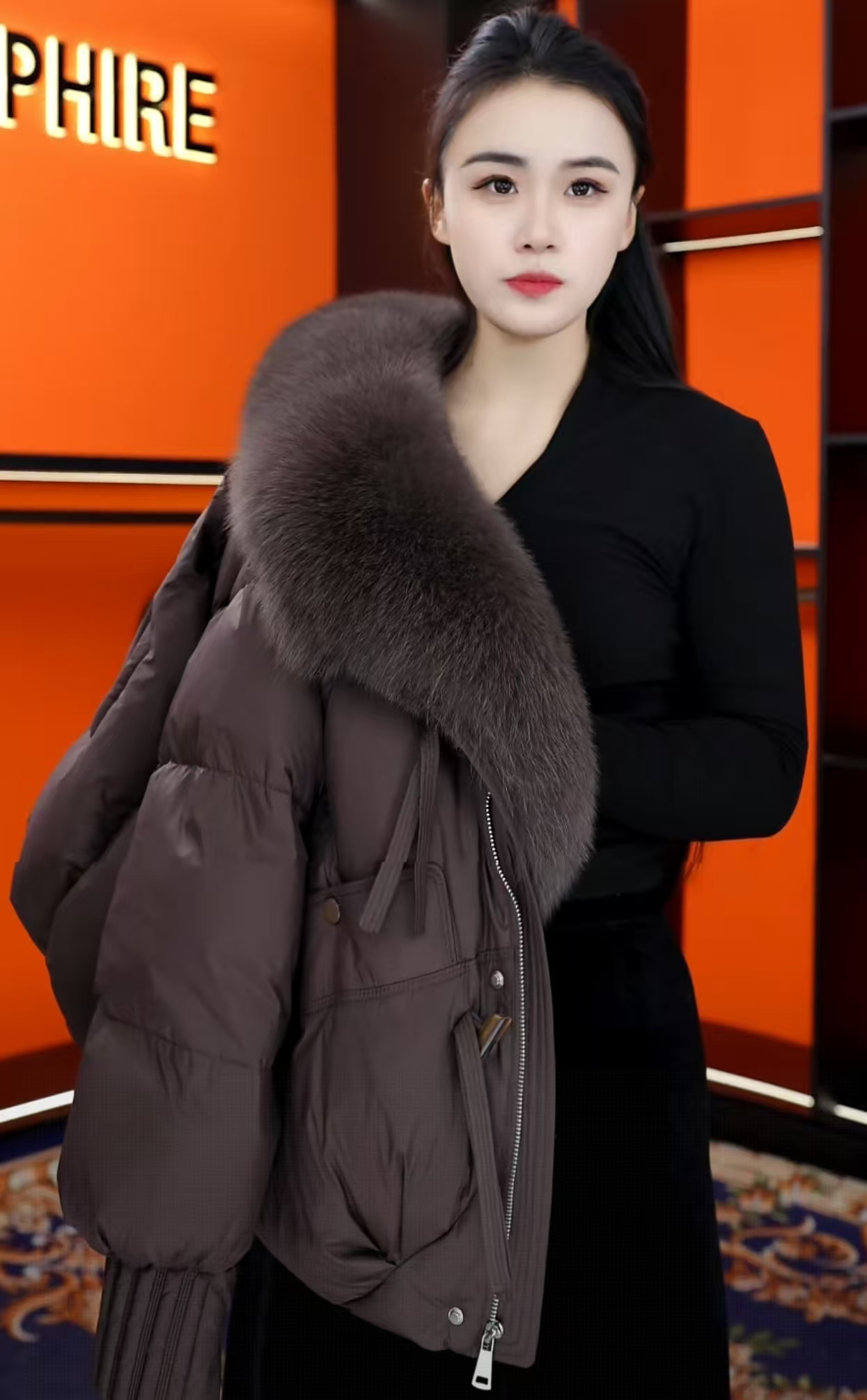 瑶瑶高端毛领羽绒服女中长款2025冬季新款宽松时尚过膝鸭绒外套