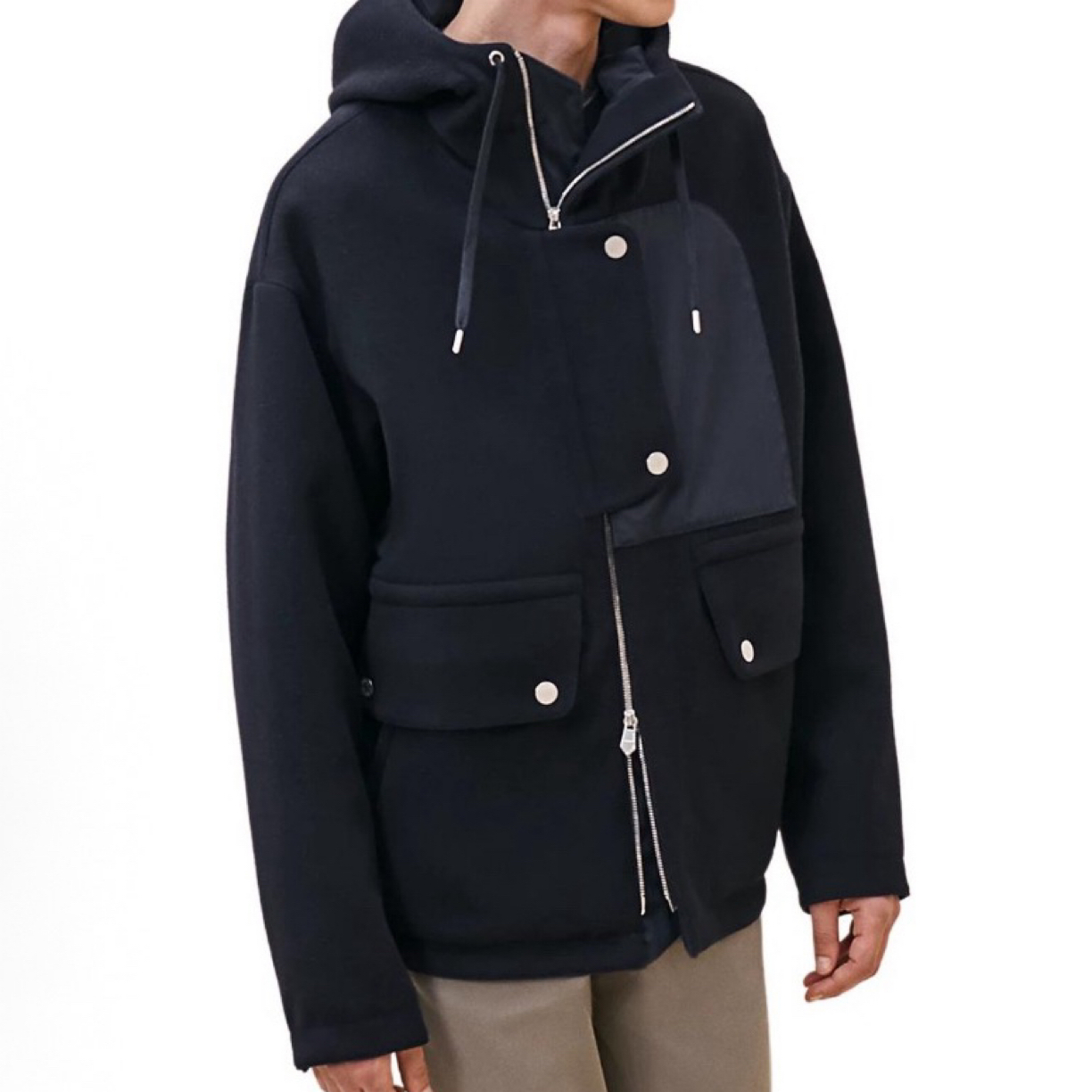 未使用 Hermes/爱马仕 拉链开合连帽夹克外套 52码 03269