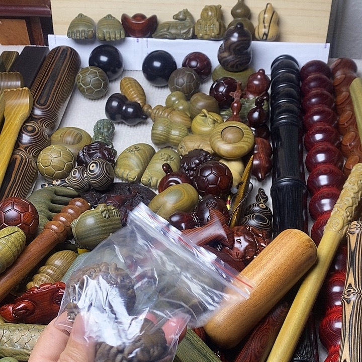 孝***先绿檀气球手球4255665858