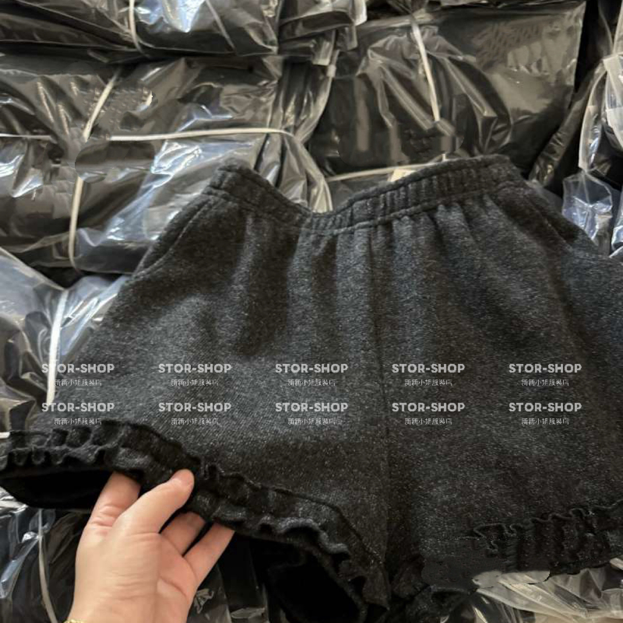 ｛木耳短裤｝冬 小细节 木耳裤脚 腰围松紧毛呢短裤