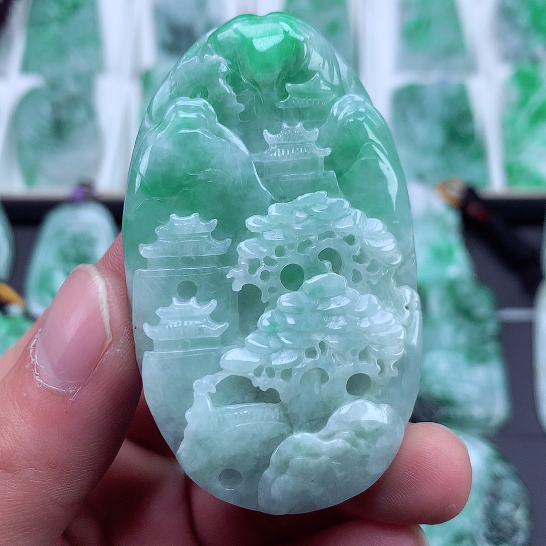 翡翠颈饰未镶嵌翡翠吊坠