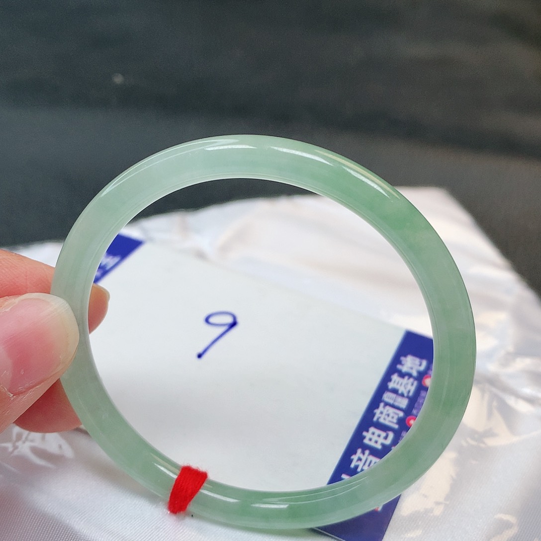 翡翠手镯未镶嵌9号