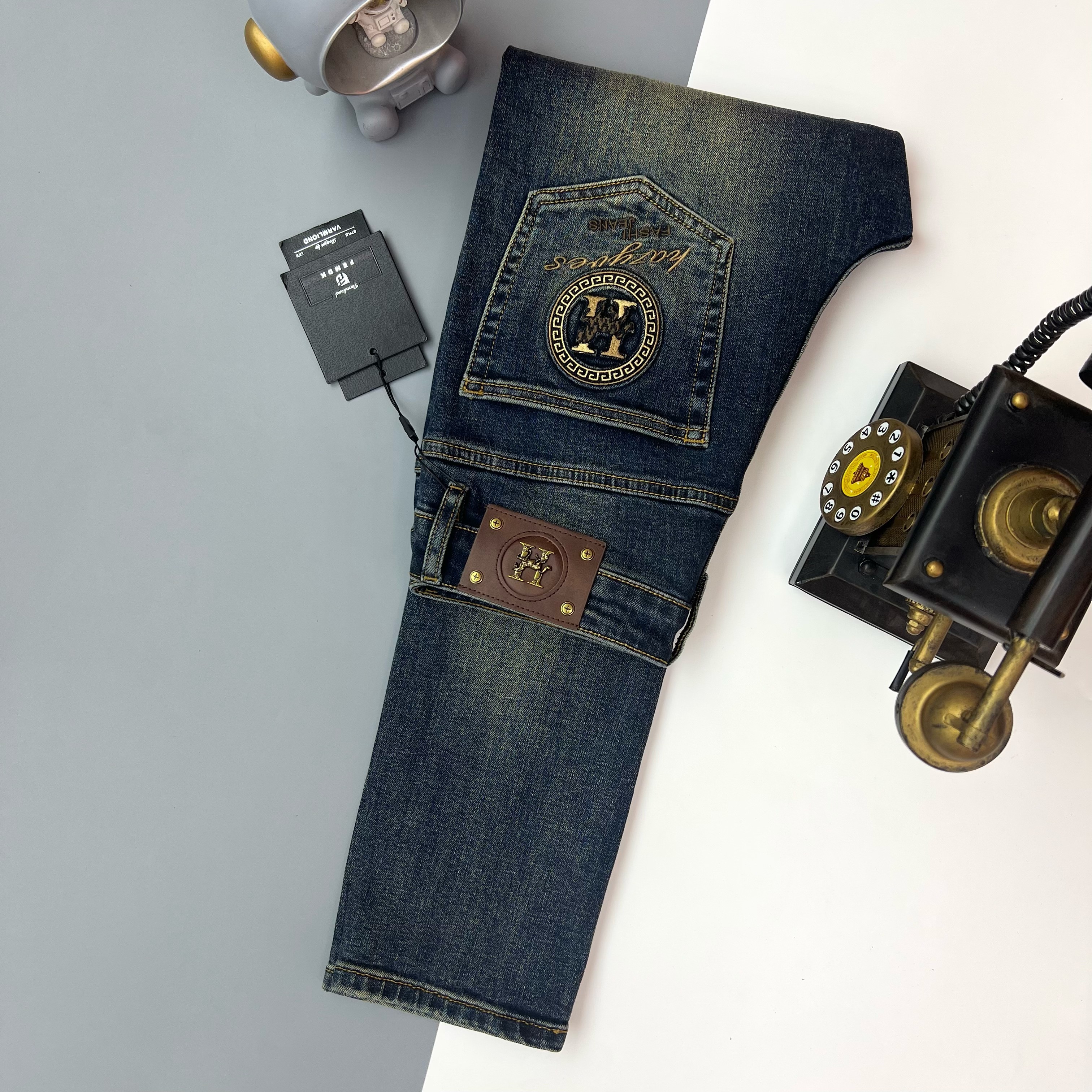 【8058】秋冬新款男士弹力休闲水洗牛仔百搭修身小直筒长裤