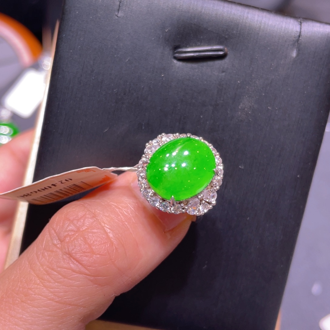 翡翠银S925镶嵌颈饰戒指