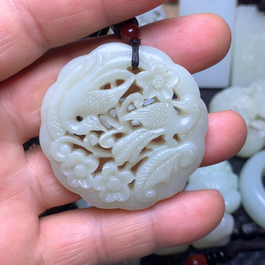 和田玉挂件未镶嵌