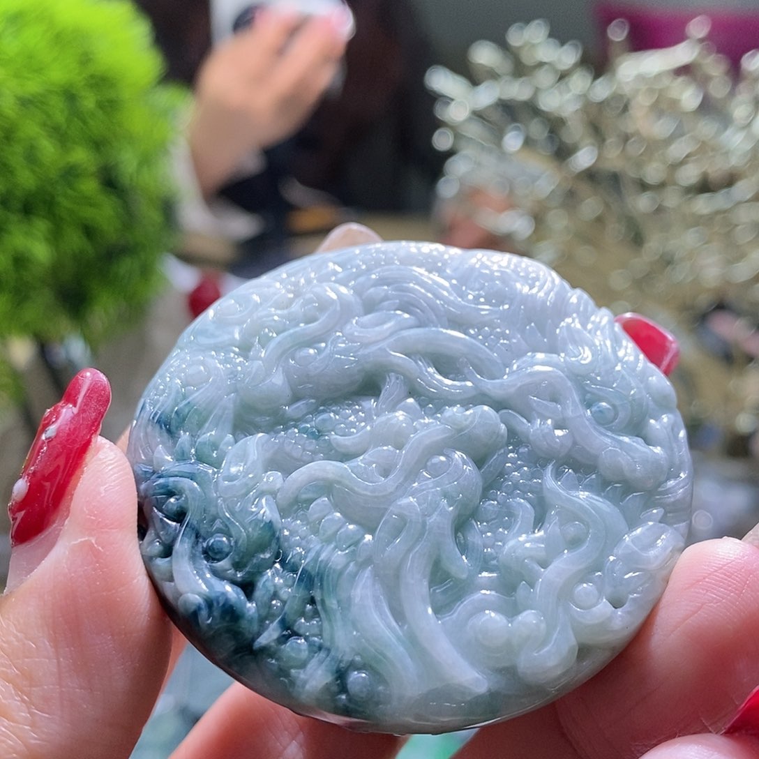 【闪购商品】翡翠颈饰未镶嵌九龙