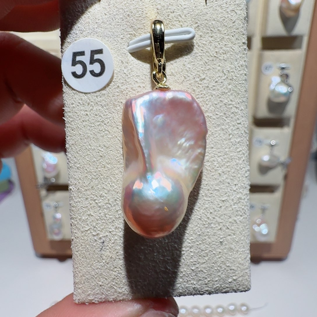 A***)颈饰合金淡水珍珠