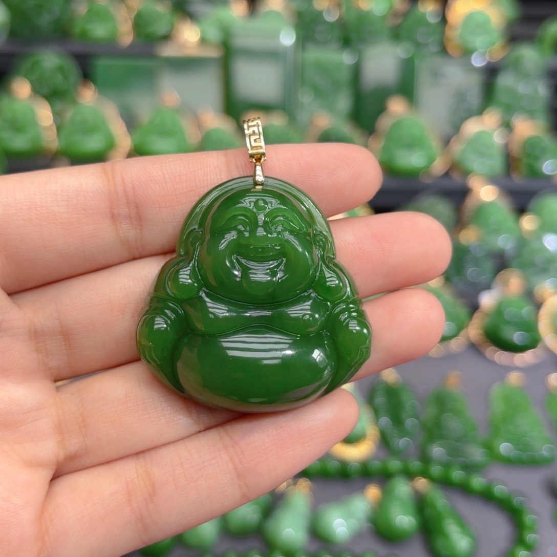 颈饰18K金镶嵌和田玉（碧玉）?****✨