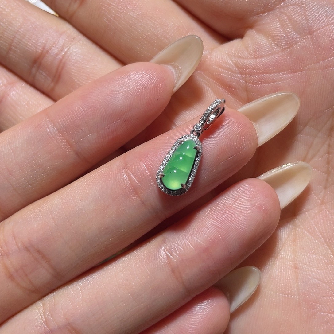 翡翠18K金镶嵌吊坠(不含链)